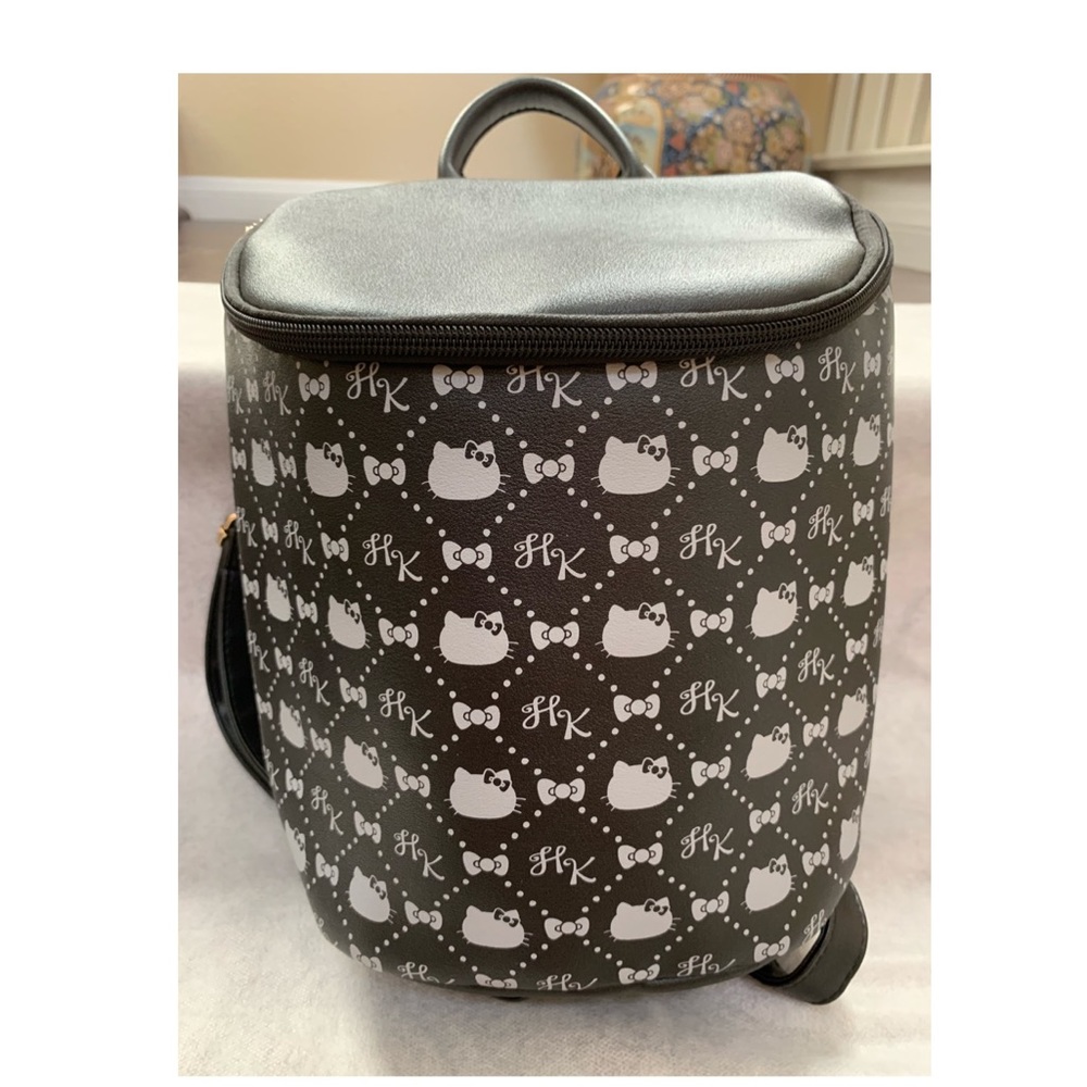 Hello Kitty Backpack - image 1